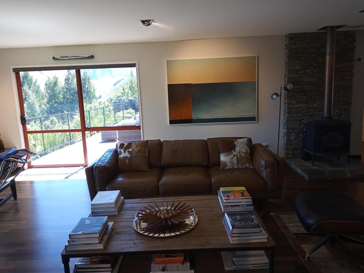 The Alpine Retreat Bed & Breakfast ควีนส์ทาวน์ ภายนอก รูปภาพ