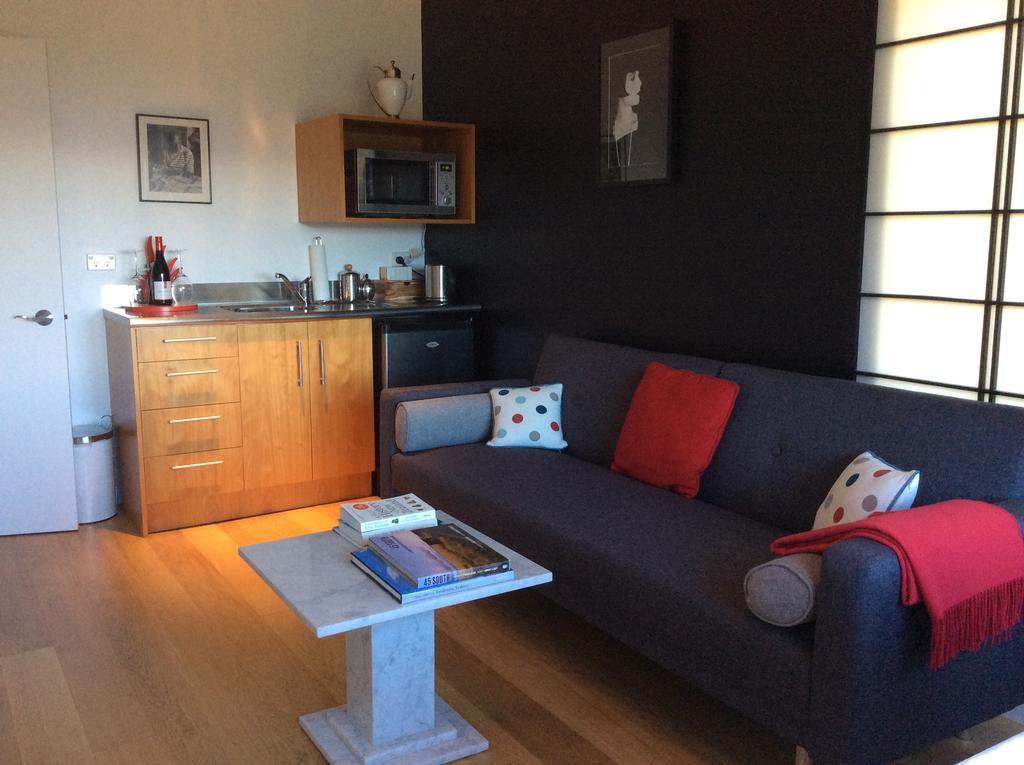 The Alpine Retreat Bed & Breakfast ควีนส์ทาวน์ ห้อง รูปภาพ